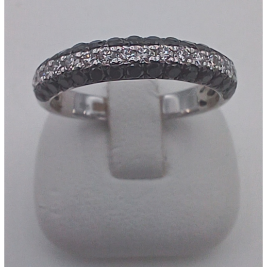 14 karaat wit  gouden ring met briljant wit 17/0.24 crt. en zwarte briljant 32/0.58 crt. - 41373