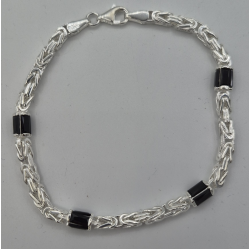 MASSIEF ZILVEREN KONINGSARMBAND MET ZWARTE BAQUETTE ZIRKONIA - 42348