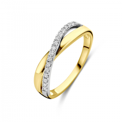 14k Geel en witgouden ring uitgevoerd met diamant. De ring heeft een breedte van 5mm en een diamant gewicht van 0.14ct. - 42629